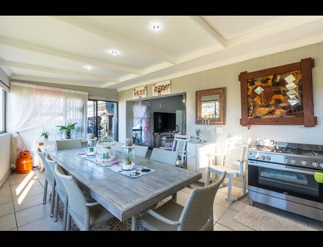 3 BEDROOM HOUSE FOR SALE IN ISLAND VIEW